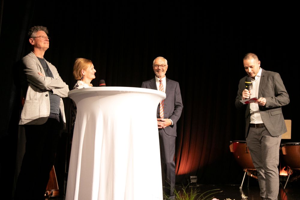 2025_25.Jahr.Feier  (6).jpg